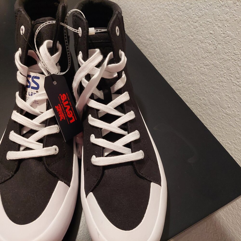 Levi's high tops
